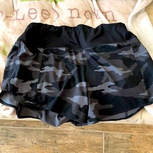 Athleta running shorts. Size L
